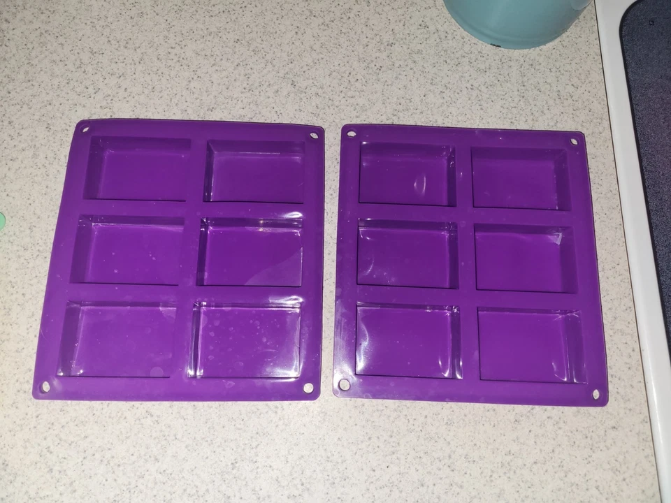 Фиолетовая силиконовая прямоугольная форма для мыловарения 6 полостей - Изображение 1 из 1
