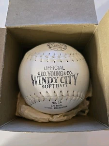 (New) Vtg Geo Young Windy City 14 Inch Chicago Softball - Picture 1 of 6