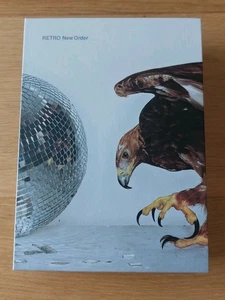 NEW ORDER - RETRO (BOX SET) / 4 CDs / 72 S. Booklet/ UK press/ Warner Music 2008 - Bild 1 von 11