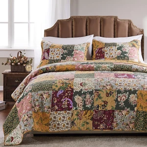 Antique Chic Authentic Patchwork Cotton Quilt Set, Natural, 3-Piece Full/Queen - Picture 1 of 7