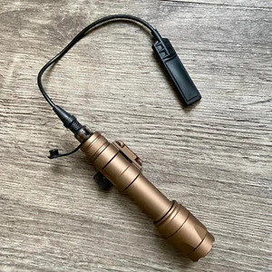 SureFire M600 Clone 600 Lumen Ultra LED Scout Light 2 Tactical Tan CR123A - Picture 1 of 7