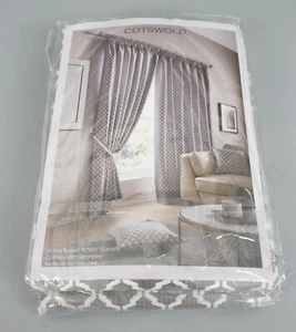 Cotsworld Vorhang-Set geometrisch blickdicht 117 x 229cm Gardine Silber B46-3439 - Bild 1 von 9
