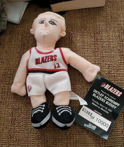 DETLEF SCHREMPF BLAZER BUDDY Portland Game Handout Beanie 99-00 Trailblazers SGA Cover