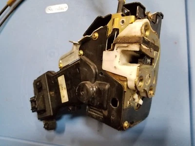 MAZDA RX-8 2004 2005 2006 2007 2008 CIERRE PUERTA DELANTERA IZQUIERDA CON ACTUADOR  Foto 1 de 3