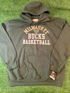 NWT Milwaukee Bucks Green Hoodie Men's LARGE NBA HODDIE GREEN - Picture 1 of 7