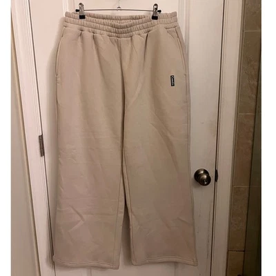 Comfrt Women's XL Wide leg high waisted Slouchy Sweatpants Loungewear Travel  - Image 1 of 4