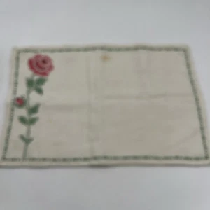 Set 3 tovagliette vintage in lino rosa floreale ricamate a mano 17,5”x11,5” - Foto 1 di 11