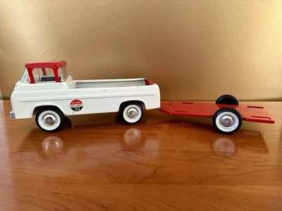 Nylint No. 5900 Race Team Truck & Trailer, White & Red, Super Nice Original Toy - Image 1 of 4