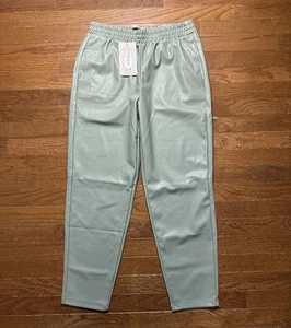 Jogger de cuero vegano Fabletics talla M verde bolsillos de tiro alto nuevo con etiquetas - Imagen 1 de 5