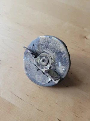 Tapa tapa de llenado del tanque de combustible de gasolina 1978-1982 Toyota Tercel Corolla Starlet Corona 80  Foto 1 de 4