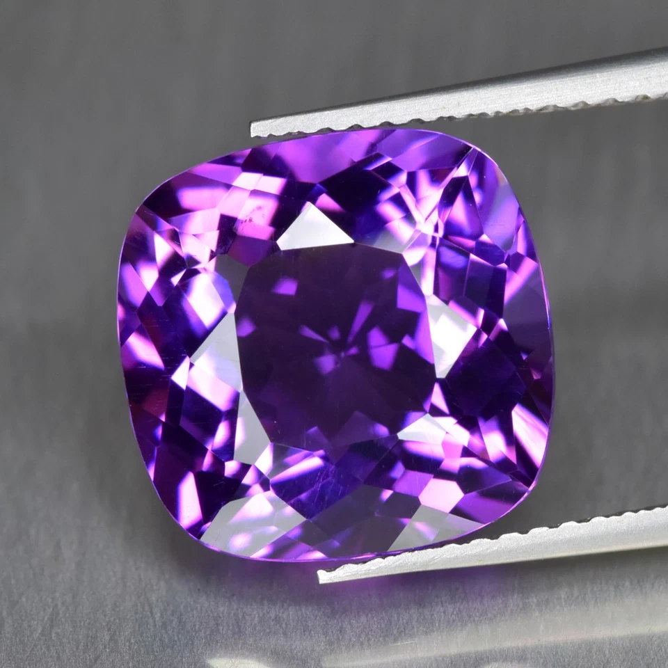 6.89CtCushion_Exceptional Natural Vivid Purple Amethyst Gemstone _Bolivia - Image 1 of 1