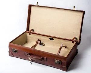 Classic Vintage Dark brown leather large and heavy high quality suitcase - Picture 1 of 13