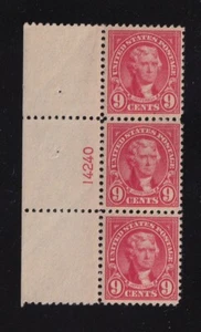 1923 Jefferson 9c rose Sc 561 MNH full original gum, plate strip of 3 14240L - Picture 1 of 1