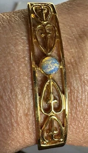 Vintage AVON Kunstglas Opal Cabochon goldfarben Manschette filigran Armband - Bild 1 von 9