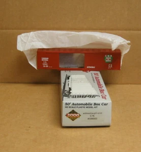 LIFE LIKE/Proto HO CN 50' auto box car w/dreadnaught ends, kit #599004 - Bild 1 von 2