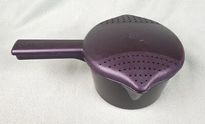 Pampered Chef Microwave Steamer / Rice Cooker 4 Cup 1 Quart - Image 1 of 4