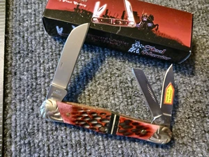 Very Nice Steel Warrior Courtyard Whittler w/ Red Jig and Bar Inlay Handles - Picture 1 of 5