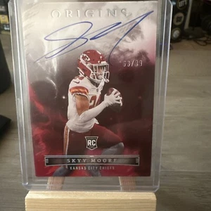 NFL 2022 Panini Origins Skyy Moore RAU-SMO Rookie Autograph /99 - On Card Auto - Picture 1 of 2
