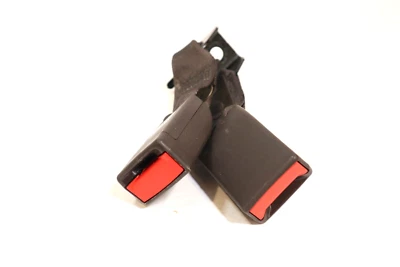 Buick Lacrosse Cadillac XTS 2013-2017 hebilla de cinturón de seguridad trasero derecho OEM Foto 1 de 4