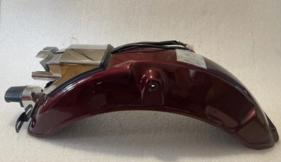 Conjunto de guardabarros trasero y luz trasera Kawasaki Vulcan VN-750 86-06 USADO Foto 1 de 4