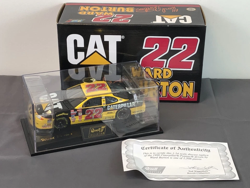 REVELL 1:24 Diecast #22 WARD BURTON 1999 CATERPILLAR PONTIAC RC249903118 - Image 1 of 4