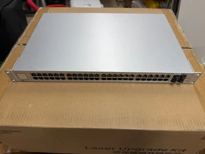 Conmutador Gigabit Ubiquiti Networks UniFi US-48 48 puertos Foto 1 de 2