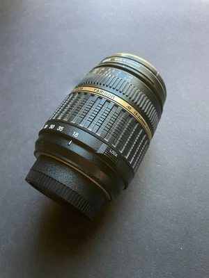 Lente asférica AF IF Tamron LD A014 18-200 mm f/3,5-6,3 LD Di-II XR para Nikon Foto 1 de 4