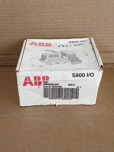 ABB 3BSE008510R1 DO810 Digital Output Module - Picture 1 of 7