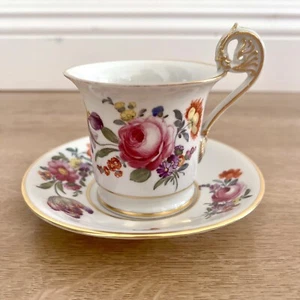 Royal Vienna Beehive Shield Mark Rose Entwined Handle Tea Cup & Saucer Antique - Picture 1 of 8