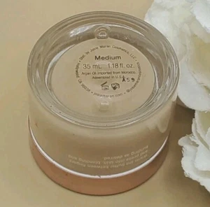 Josie Maran Ultra-Hydrating Velvet Foundation Medium 1.18 fl oz New - Picture 1 of 3