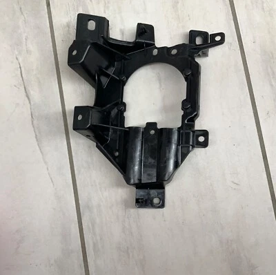 原始设备制造商 2019 - 2022 福特 RANGER 左侧雾灯支架 KB3B-15267-AE — 第 1/4 张图片