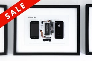 Framed Disassembled iPhone 4s | Wall Art | Unique gift for  lovers - Picture 1 of 4