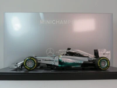 Minichamps Mercedes W05 #44 Lewis Hamilton World Champion 2014 1/12 127140444 - Immagine 1 di 4