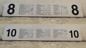 8 Weixdorf – Leutewitz | 10 Laubeg. - Gorbitz | dick | Linienschild Dresden DVB - Bild 1 von 2