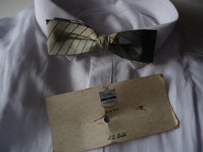 NOS VTG MENS  DEADSTOCK 1940-50s CLIP-ON SILK BOW TIE MARK of CALIFORNIA RAB - Image 1 of 4