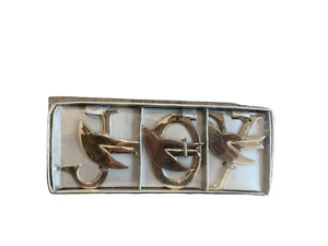 Target Joy Dove Christmas tree Ornaments chrome Silver Metal 2004  Retro MCM NEW - Picture 1 of 2