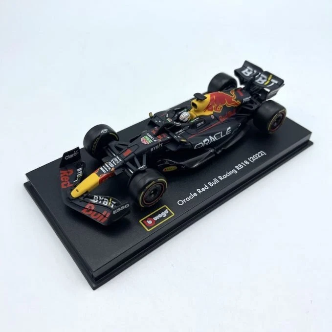 Modellino F1 Bburago Signature 1/43 Red Bull RB18 F1 2022 Max Verstappen - Immagine 1 di 4