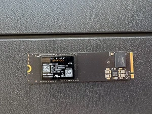 SSD interne Western Digital WD NOIR SN7100 4 To M.2 NVMe - Photo 1/7