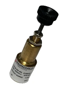 Fairchild Industrial Products Regulator Nr. Z19648-1 (25JL64) - Bild 1 von 5