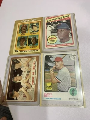 25 Vintage MLB Baseball Cards Lot 1970s 1980s Rose, Baines, Winfield,Yount,Brett - Image 1 of 4