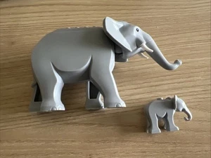 Lego hellbläulich grauer Elefant mit Baby - Bild 1 von 13