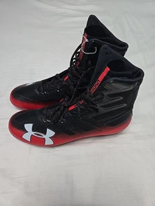 Scarpe da calcio Under Armour Highlight MC nere e rosse da uomo taglia 11,5 nuove senza scatola - Foto 1 di 6