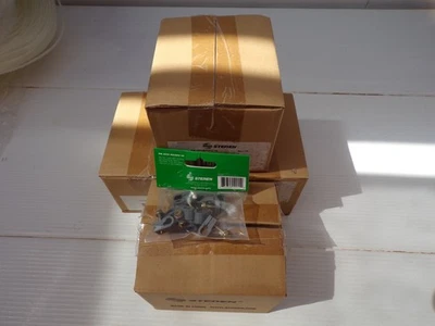 Lot 400 Gray GripClip Screw Down Holders Fastener Coaxial Cable Audio Phone Wire - Image 1 of 4