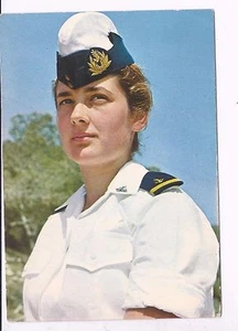 ISRAEL, UNA MUJER OFICIAL EN LA MARINA I.D.F, UNA PC COMO NUEVA, ALREDEDOR DE 1967 - Imagen 1 de 2