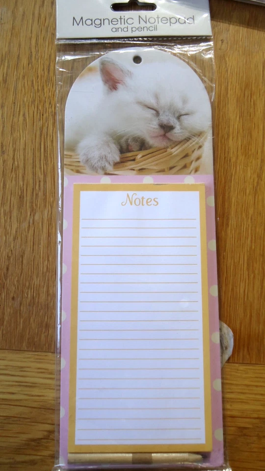 MAGNETIC NOTE PAD & PENCIL - CUTE KITTEN CAT - GIFT - shopping list - Image 1 of 1