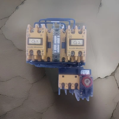 ALLEN BRADLEY 104-A12ND3 SER. A WITH 193-BSB30 SER. A , AND 195-FA11 SER. A - Image 1 of 4