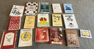 Vintage Lot Gemeinschaft Kirche Spiralbinder Kochbücher Texas Soupçon Feuer Pferd Liebhaber - Bild 1 von 21