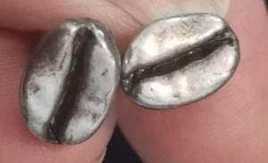Orecchini a perno in argento sterling 925 chicco di caffè - Foto 1 di 6