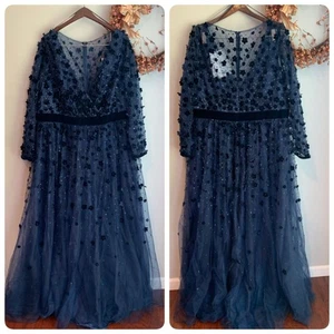 Vestido para mujer Mac Duggal 68440 apliques florales manga larga línea talla 20W medianoche - Imagen 1 de 13