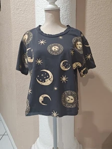 French Pastry Brand Stars Moon Spirit Witch Magic Tee Ladies Xs Baggie Crop Top - Picture 1 of 6